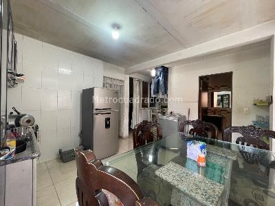 Casa de 5 alcobas en venta en Los Guayacanes, Cali, 121 m² · foto 10 de 12