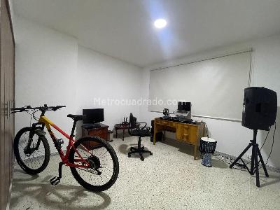 Apartamento en venta en Ciudad Jardin, Cali · foto 11 de 12