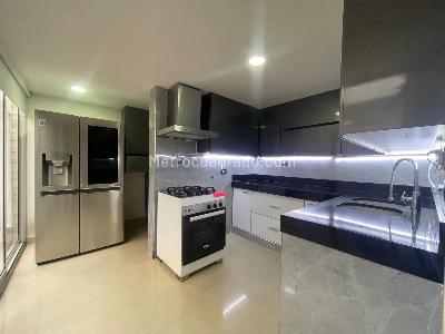 Casa de 3 alcobas en venta en Tequendama, Cali, 280 m² · foto 11 de 16
