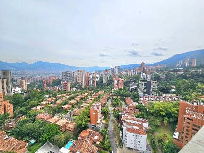 Apartamento de 2 alcobas en venta en El Poblado, Medellín, 111 m² · foto 9 de 19