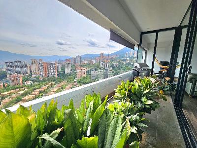 Apartamento de 2 alcobas en venta en El Poblado, Medellín, 111 m² · foto 6 de 19
