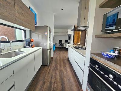 Apartamento de 2 alcobas en venta en El Poblado, Medellín, 111 m² · foto 7 de 19