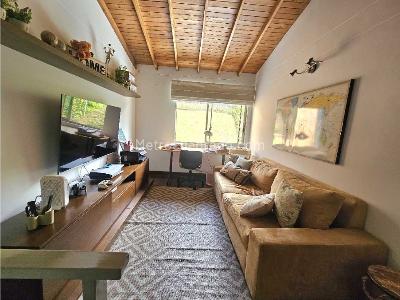 Casa de 3 alcobas en venta en Loma Del Chocho, Envigado, 220 m² · foto 14 de 17