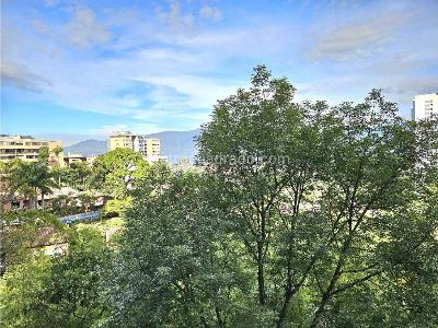 Apartamento de 3 alcobas en venta en San Lucas, Medellín, 170 m² · foto 2 de 14