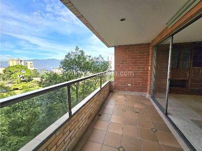 Apartamento de 3 alcobas en venta en San Lucas, Medellín, 170 m² · foto 3 de 14