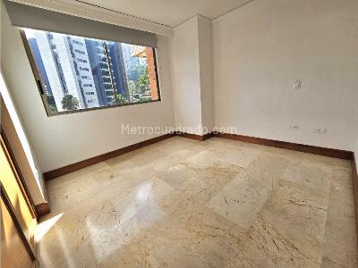 Apartamento de 3 alcobas en venta en San Lucas, Medellín, 170 m² · foto 9 de 14