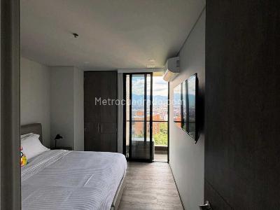 Apartamento de 2 alcobas en venta en Los Balsos, Medellín, 67 m² · foto 14 de 16