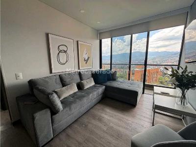 Apartamento de 2 alcobas en venta en Los Balsos, Medellín, 67 m² · foto 2 de 16