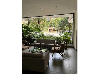 Apartamento de 2 alcobas en venta en Los Balsos, Medellín, 67 m² · foto 3 de 16