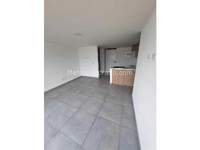 Apartamento en venta en El Guayabo, Itagüí · foto 3 de 10
