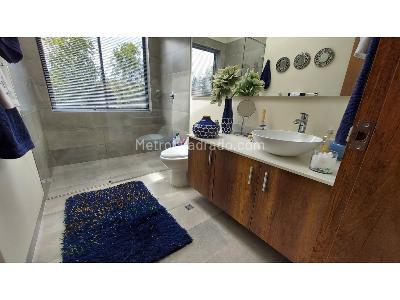 Casa de 3 alcobas en venta en Indiana, Envigado, 1850 m² · foto 18 de 20