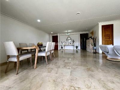 Apartamento de 3 alcobas en venta en El Tesoro, Medellín, 154 m² · foto 4 de 20