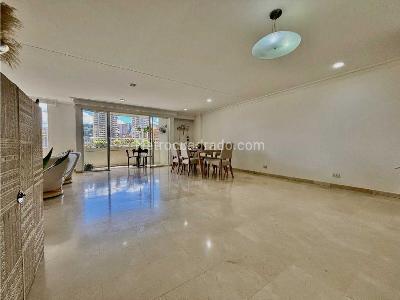 Apartamento de 3 alcobas en venta en El Tesoro, Medellín, 154 m² · foto 7 de 20