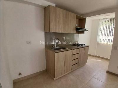 Apartamento en venta en La Cuenca, Envigado · foto 2 de 14