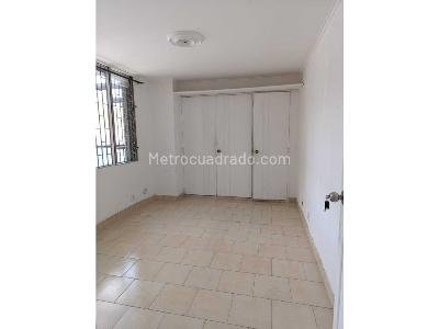 Apartamento de 4 alcobas en venta en Suramericana, Medellín, 242 m² · foto 5 de 14