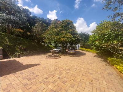 Casa de 5 alcobas en venta en Loma Del Escobero, Envigado · foto 4 de 20