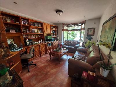 Casa de 5 alcobas en venta en Loma Del Escobero, Envigado · foto 5 de 20