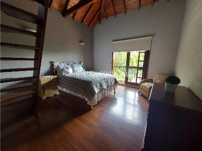 Casa de 5 alcobas en venta en Loma Del Escobero, Envigado · foto 17 de 20
