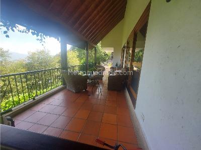 Casa de 5 alcobas en venta en Loma Del Escobero, Envigado · foto 20 de 20