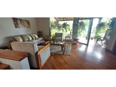 Casa de 3 alcobas en venta en Los Balsos, Medellín, 1000 m² · foto 9 de 9
