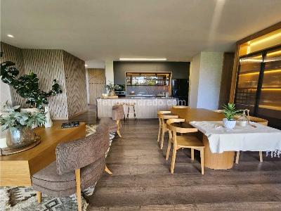 Apartamento de 3 alcobas en venta en Llano Grande, Rionegro, 199 m² · foto 2 de 16