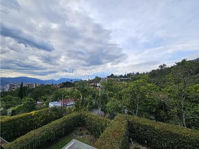 Casa de 3 alcobas en venta en La Sebastiana, Envigado, 355 m² · foto 13 de 19