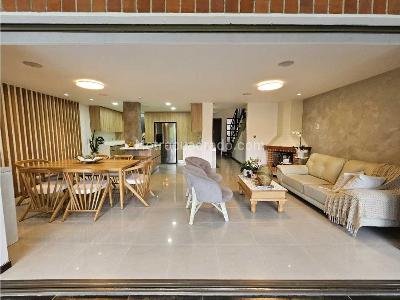 Casa de 3 alcobas en venta en La Sebastiana, Envigado, 355 m² · foto 7 de 19