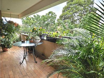 Apartamento de 3 alcobas en venta en Los Balsos, Medellín, 185 m² · foto 3 de 15