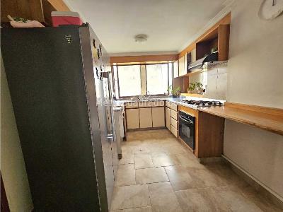 Apartamento de 3 alcobas en venta en Los Balsos, Medellín, 185 m² · foto 4 de 15