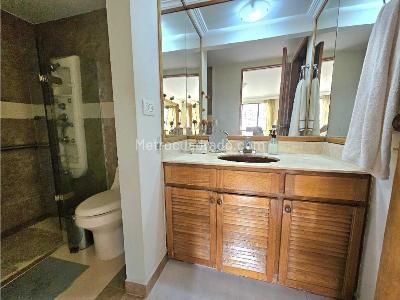 Apartamento de 3 alcobas en venta en Los Balsos, Medellín, 185 m² · foto 12 de 15