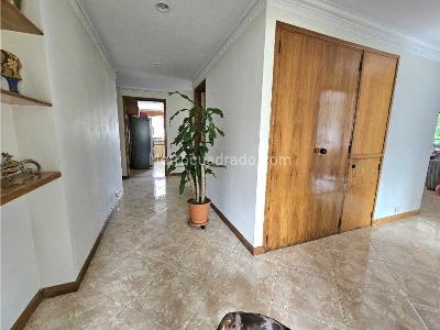 Apartamento de 3 alcobas en venta en Los Balsos, Medellín, 185 m² · foto 13 de 15