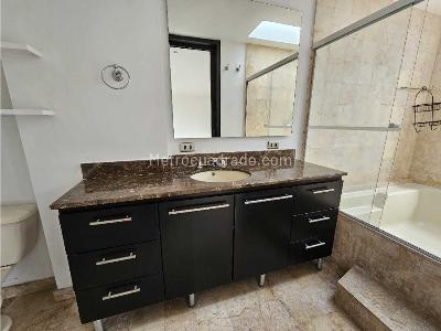 Apartamento de 2 alcobas en venta en San Lucas, Medellín, 182 m² · foto 13 de 13