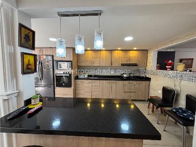 Casa en venta en Belmonte, Pereira · foto 2 de 20