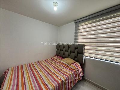 Apartamento de 3 alcobas en venta en San Joaquin, Pereira, 58 m² · foto 7 de 12