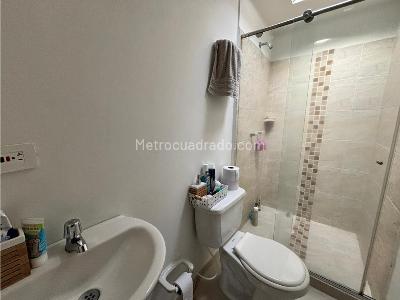 Apartamento de 3 alcobas en venta en San Joaquin, Pereira, 58 m² · foto 8 de 12