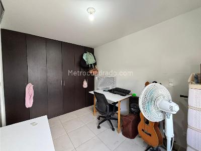 Apartamento de 3 alcobas en venta en San Joaquin, Pereira, 58 m² · foto 10 de 12