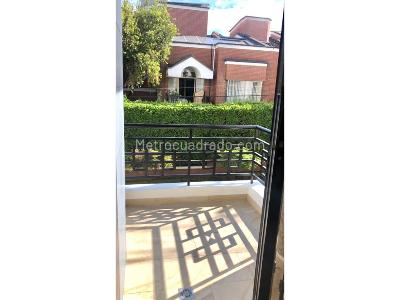 Apartamento en venta en Pinares, Pereira · foto 8 de 20