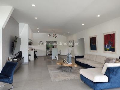 Casa de 5 alcobas en venta en Cerritos, Pereira · foto 12 de 20