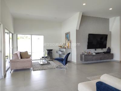 Casa de 5 alcobas en venta en Cerritos, Pereira · foto 14 de 20