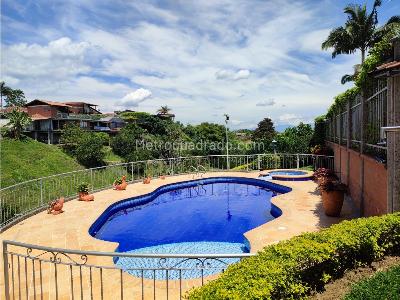 Casa en venta en Condina, Pereira · foto 3 de 20
