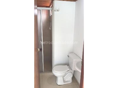 Apartamento en venta en Av, Pereira · foto 3 de 8