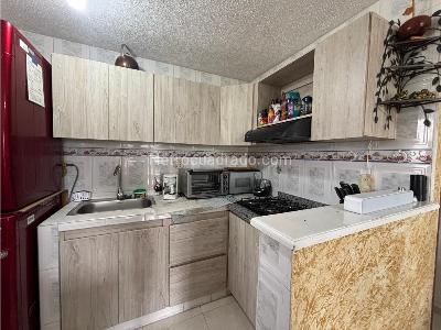 Apartamento de 3 alcobas en venta en 30 De Agosto, Pereira, 72 m² · foto 2 de 18