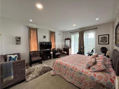 Casa de 4 alcobas en venta en Cerritos, Pereira, 1660 m² · foto 7 de 20