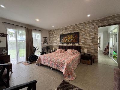 Casa de 4 alcobas en venta en Cerritos, Pereira, 1660 m² · foto 13 de 20
