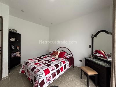 Casa de 4 alcobas en venta en Cerritos, Pereira, 1660 m² · foto 17 de 20