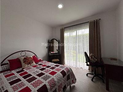 Casa de 4 alcobas en venta en Cerritos, Pereira, 1660 m² · foto 18 de 20