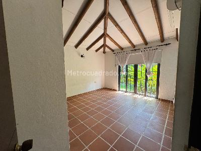 Casa de 4 alcobas en venta en Villa Claudia, Villavicencio, 1230 m² · foto 17 de 19