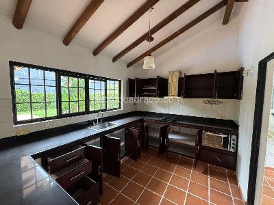 Casa de 4 alcobas en venta en Villa Claudia, Villavicencio, 1230 m² · foto 5 de 19