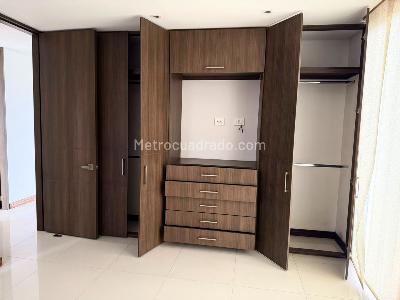 Apartamento en venta en El Buque, Villavicencio · foto 9 de 15