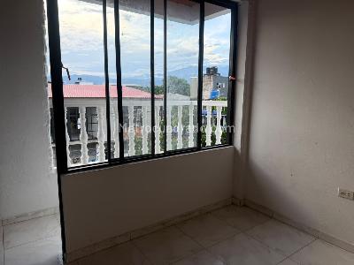 Casa de 5 alcobas en arriendo en Barrio San Antonio, Villavicencio, 300 m² · foto 5 de 18